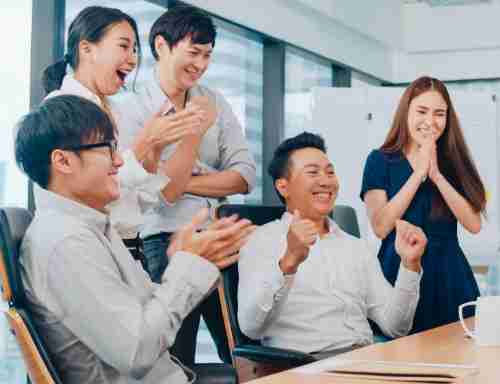 在龙门国际学习、、成长茁壮